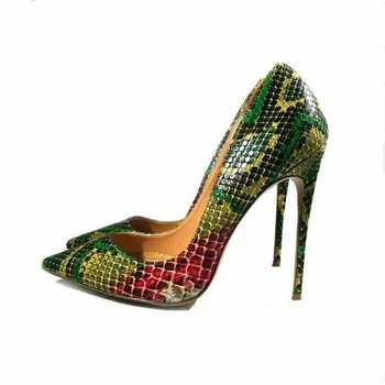 Пикантные зеленые/желтые женские модельные туфли-лодочки из змеиной кожи с острым носком на шпильке, без застежки, мелкая весенняя женская обувь, женские туфли-лодочки знаменитостей