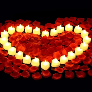 Набор для романтической ночи на День Святого Валентина, 24 шт Беспламенных романтических светодиодных свечей с 2000 шт искусственных лепестков роз